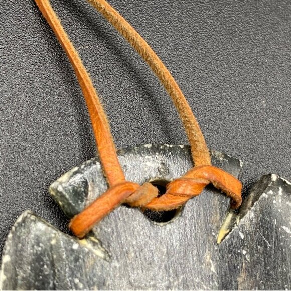 Carved Soapstone Dagger Shaped Pendant Necklace 17in - Picture 7 of 16